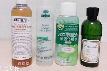 化妝水能涂眼部嗎？眼部可以涂化妝水嗎？