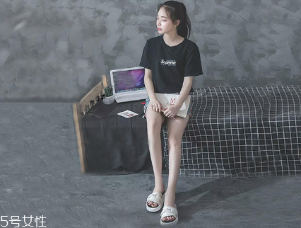 夏天穿什么涼鞋舒服？夏天適合穿什么涼鞋？