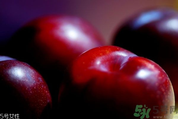 李子和灰子的區(qū)別？灰子的功效與作用