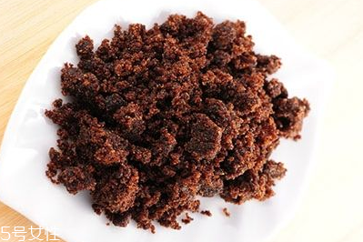 紅糖面膜用什么紅糖最好？用紅糖怎么敷臉美白？