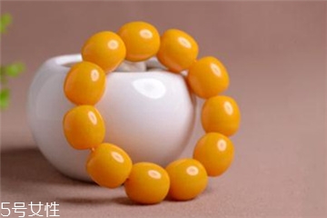蜜蠟手串怎么盤？蜜蠟手串盤玩技巧
