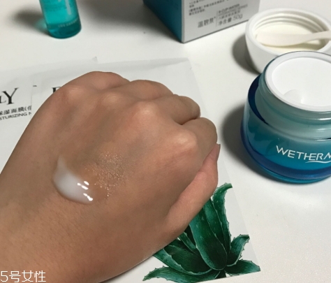 溫碧泉和一葉子哪個好？溫碧泉和一葉子哪個檔次高