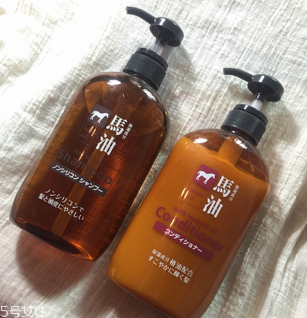 馬油洗發(fā)水防脫發(fā)嗎？馬油洗發(fā)水有防脫發(fā)功效嗎？