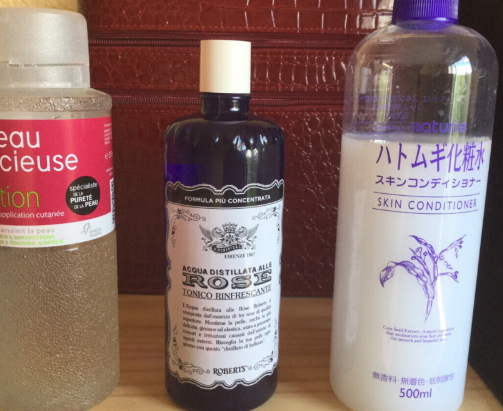 玫瑰水和薏仁水哪個(gè)好？玫瑰水和薏仁水對(duì)比