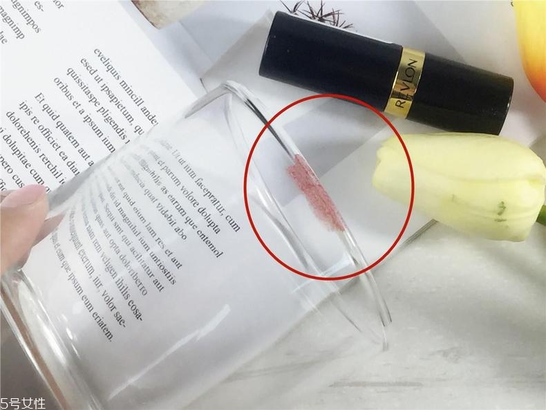 露華濃525是什么色？露華濃525適合黃皮嗎？