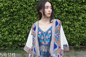 平胸女生夏天穿什么？平胸也能穿出高級感