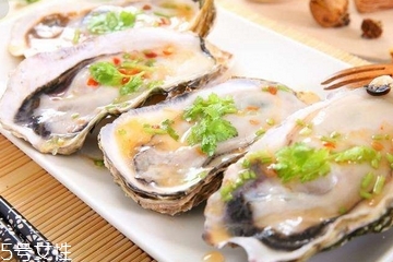 生蠔沒熟吃了會(huì)怎么樣？沒熟的生蠔吃了有什么后果