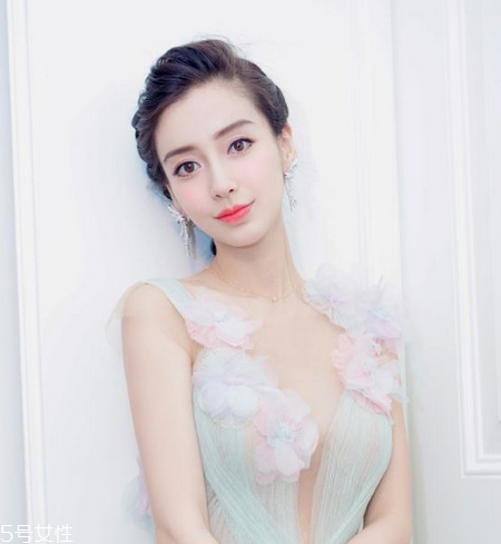 染發(fā)可以只染發(fā)尾嗎？染發(fā)怎么染發(fā)尾？