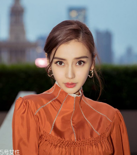 染發(fā)好看還是黑發(fā)好看？適合自己才最美