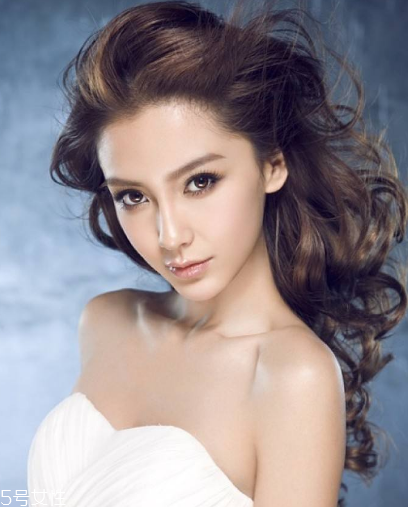 染發(fā)好還是漂發(fā)好？染發(fā)or漂發(fā)選哪個(gè)