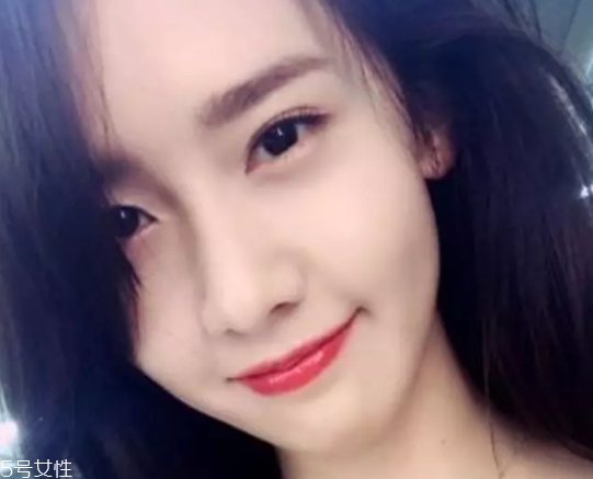 下眼影顯臟怎么辦？下眼影怎么畫不突兀？