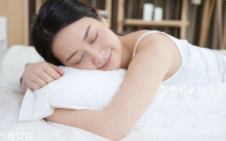 午休需要休息多久？健康午休需要注意的事項(xiàng)