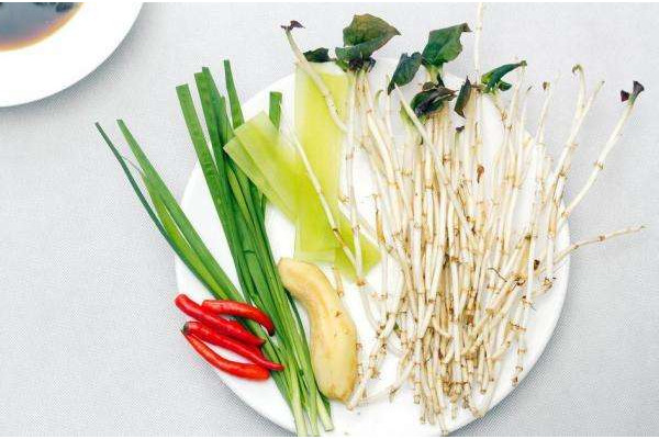 折耳根不能和什么一起吃？折耳根食用好處多