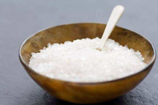 炒菜鹽放多了怎么辦？加這些食物可以避免菜過(guò)咸