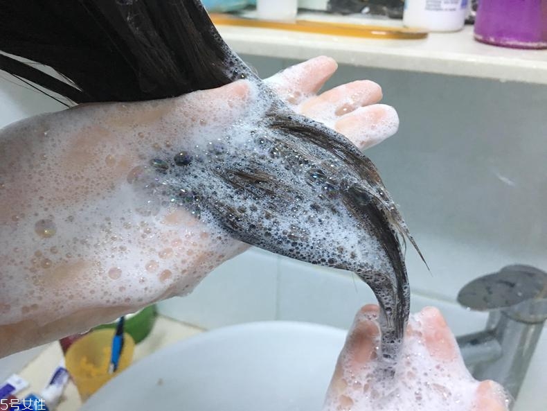 卡詩(shī)無硅油洗發(fā)水怎么樣 讓發(fā)絲輕盈到飛起