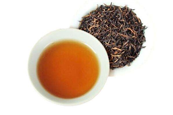 烏龍茶為什么叫青茶 因為這個特點(diǎn)