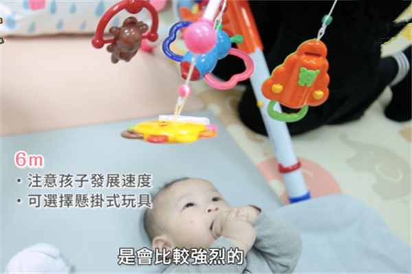 如何刺激寶寶的視覺、聽覺、觸覺發(fā)育