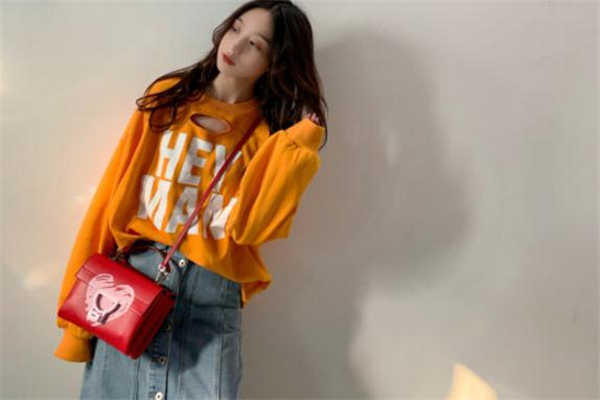 2019coccinelle情人節(jié)限定包包在哪買(mǎi) 愛(ài)的完美表達(dá)