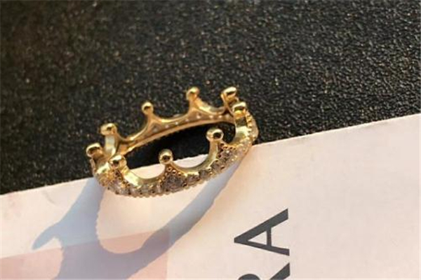 潘多拉皇冠戒指多少錢(qián) 滿足你的公主夢(mèng)
