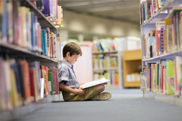 幼兒睡覺(jué)前適合看什么故事書