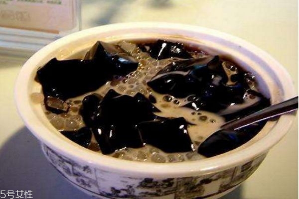 龜苓膏的價(jià)格多少錢(qián) 龜苓膏多少錢(qián)一盒