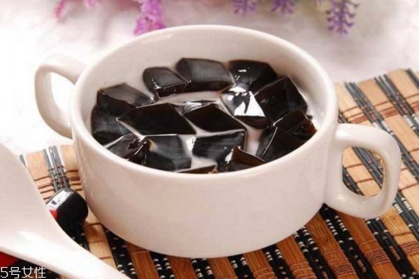 龜苓膏的價(jià)格多少錢(qián) 龜苓膏多少錢(qián)一盒
