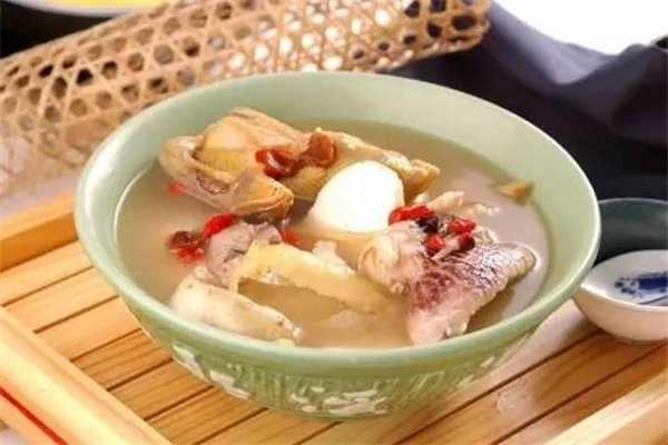 粉葛鯪魚湯的做法 粉葛鯪魚湯小竅門 粉葛鯪魚湯的做法 粉葛鯪魚湯小竅門