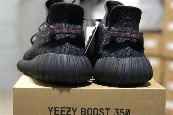 yeezy 350黑天使開箱測評(píng) 椰子350黑天使值得入手嗎