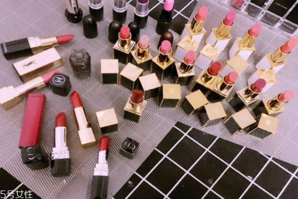 有哪些非常經(jīng)典或者一直非?；鸬目诩t 最火口紅排行榜