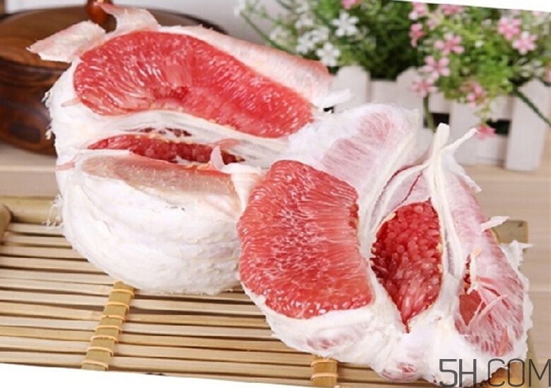 紅心柚子多少錢一斤？紅心柚子怎么挑選？
