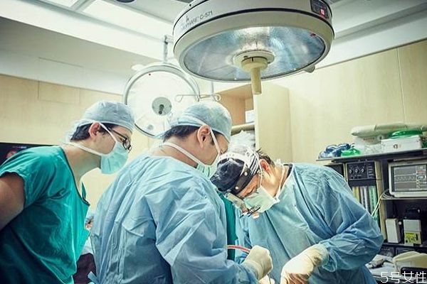 狐臭手術(shù)幾天可以痊愈 狐臭手術(shù)恢復時間的影響因素