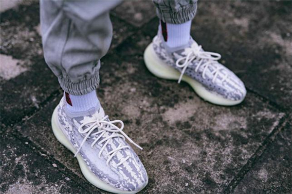 椰子380外星人開箱測(cè)評(píng)-yeezy 380 alien實(shí)物上腳圖