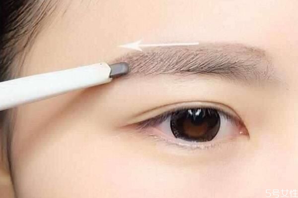 紋水霧眉需要多少錢(qián) 水霧眉和粉黛眉的區(qū)別