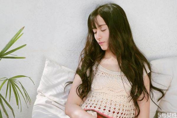 男生讓女生付錢(qián)心理 男生花女生的錢(qián)的心理