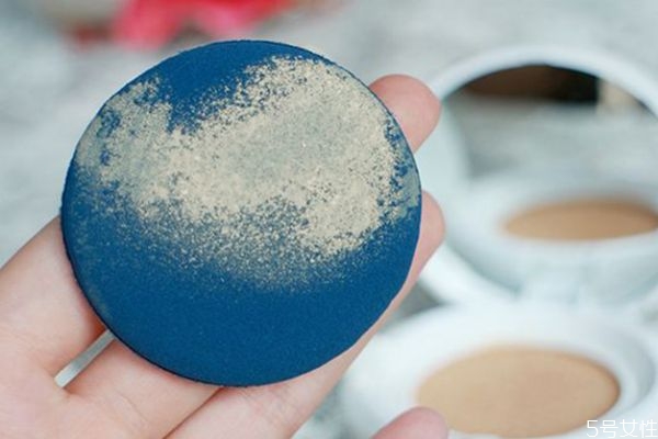 上粉底液有哪些工具 沒(méi)有工具怎么上粉底液