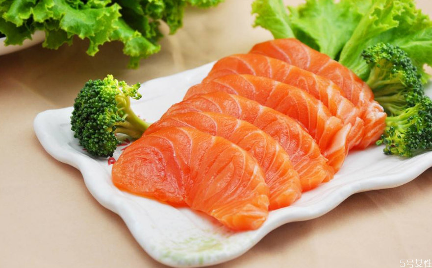 三文魚(yú)尾巴為什么便宜 三文魚(yú)尾巴有毒是真的嗎