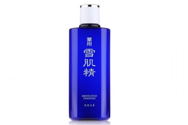 如何判斷是什么類型的化妝水 如何根據(jù)膚質挑選化妝水