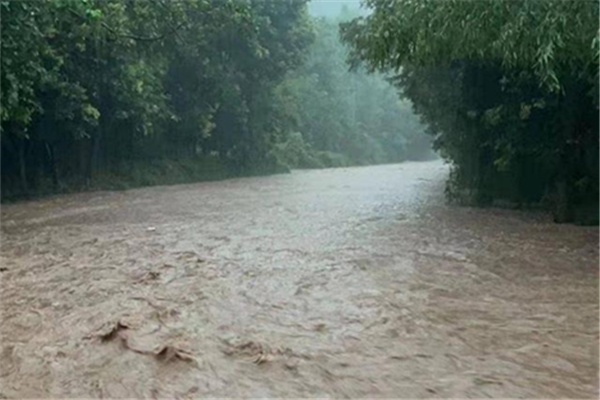四川大竹暴雨 暴雨黃色預警嚴重嗎