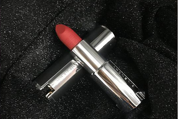 紀(jì)梵希口紅最火色號(hào) 紀(jì)梵?？诩t的寓意