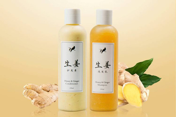 護(hù)發(fā)素和護(hù)發(fā)精油哪個好 護(hù)發(fā)素和護(hù)發(fā)精油區(qū)別