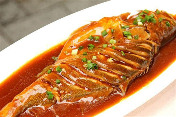 鯽魚(yú)可以下奶不 鯽魚(yú)的功效和作用