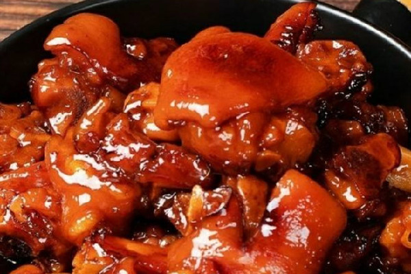 豬蹄的營養(yǎng)價(jià)值及功效 豬蹄怎么燉好吃