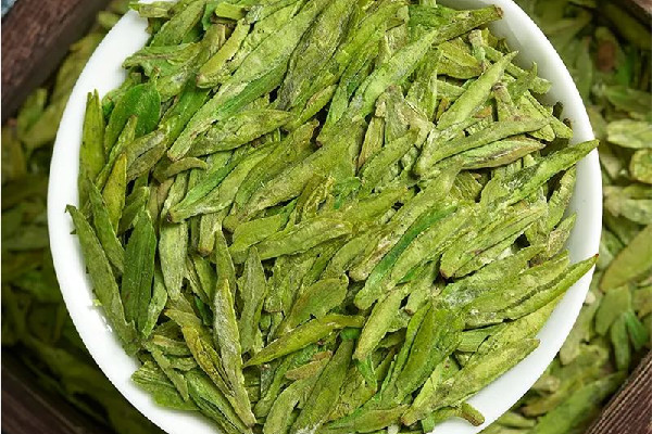 龍井茶喝起來(lái)苦嗎 龍井茶是什么香味的