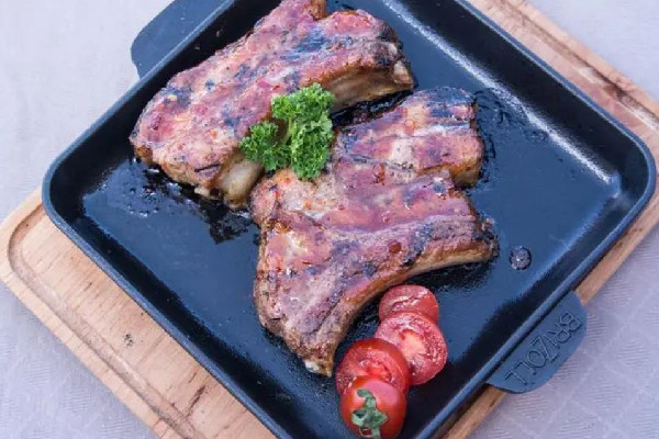 中國人均肉類消費遠(yuǎn)超膳食標(biāo)準(zhǔn) 肉類每天吃多少合適