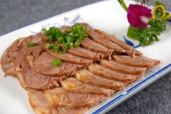 醬牛肉放什么調料最好 醬牛肉可以放花椒大料嗎