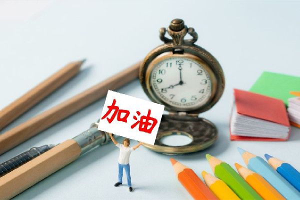 高?；貞?yīng)考生因航班延誤錯(cuò)過復(fù)試 考研復(fù)試需要準(zhǔn)備什么
